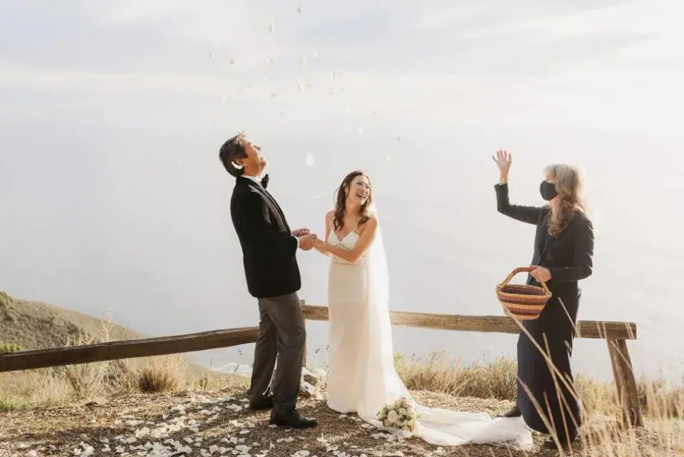 A tiny outdoor wedding ceremony above the Pacific